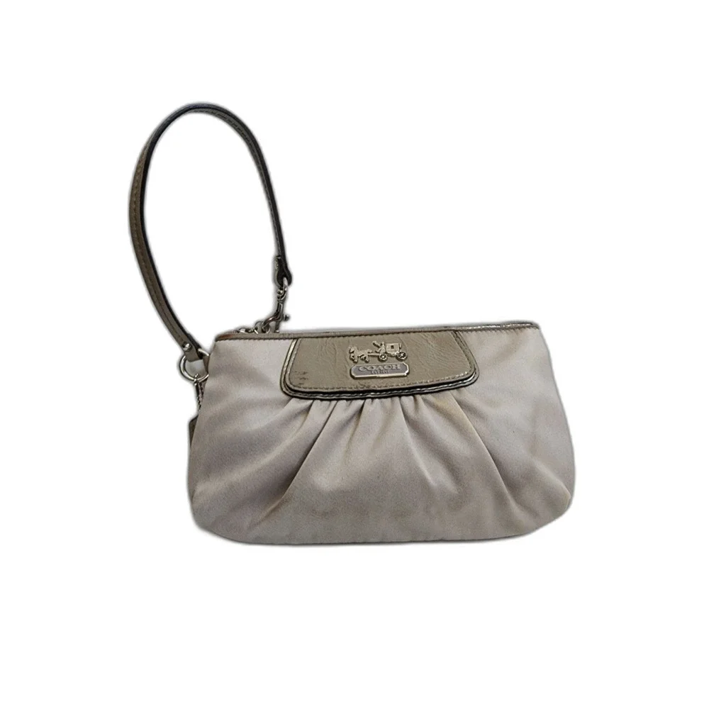 Authentic COACH Champagne Sateen Pleated Wristlet with Leather Trim